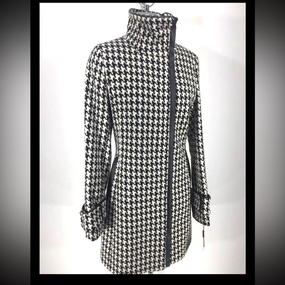 Calvin Klein Modern Black/White Houndstooth Women's Coat size 8
